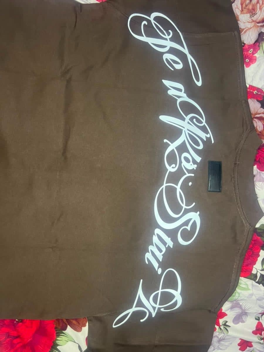 QUALITY ROUND NECK
