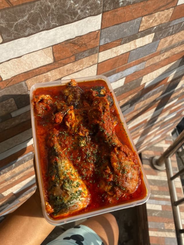 2.4L Fish and chicken stew