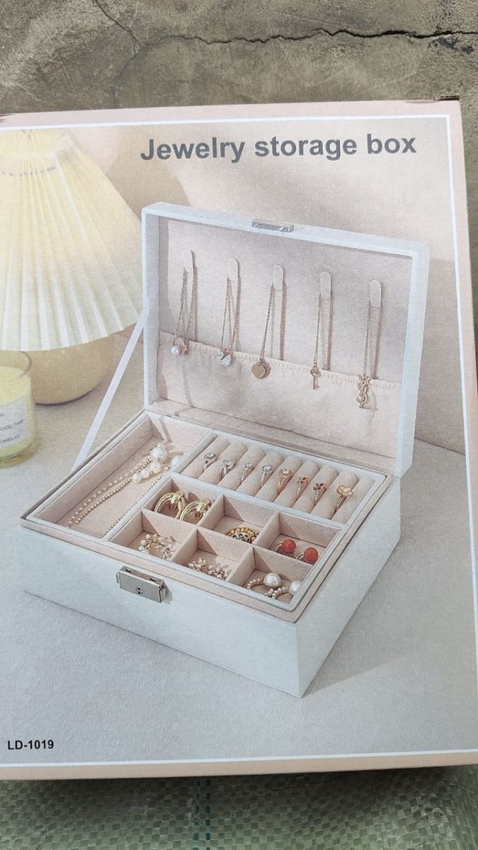 Fashion jewelry box