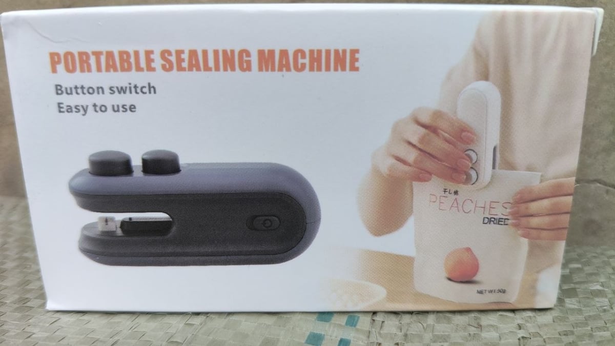 Rechargeable mini sealing machine