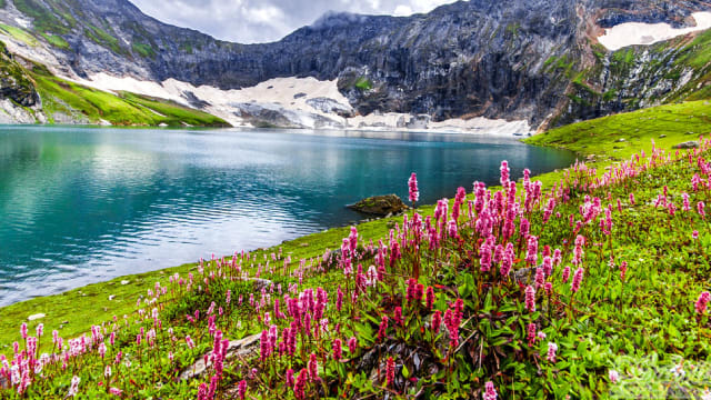 Ratti Gali Lake