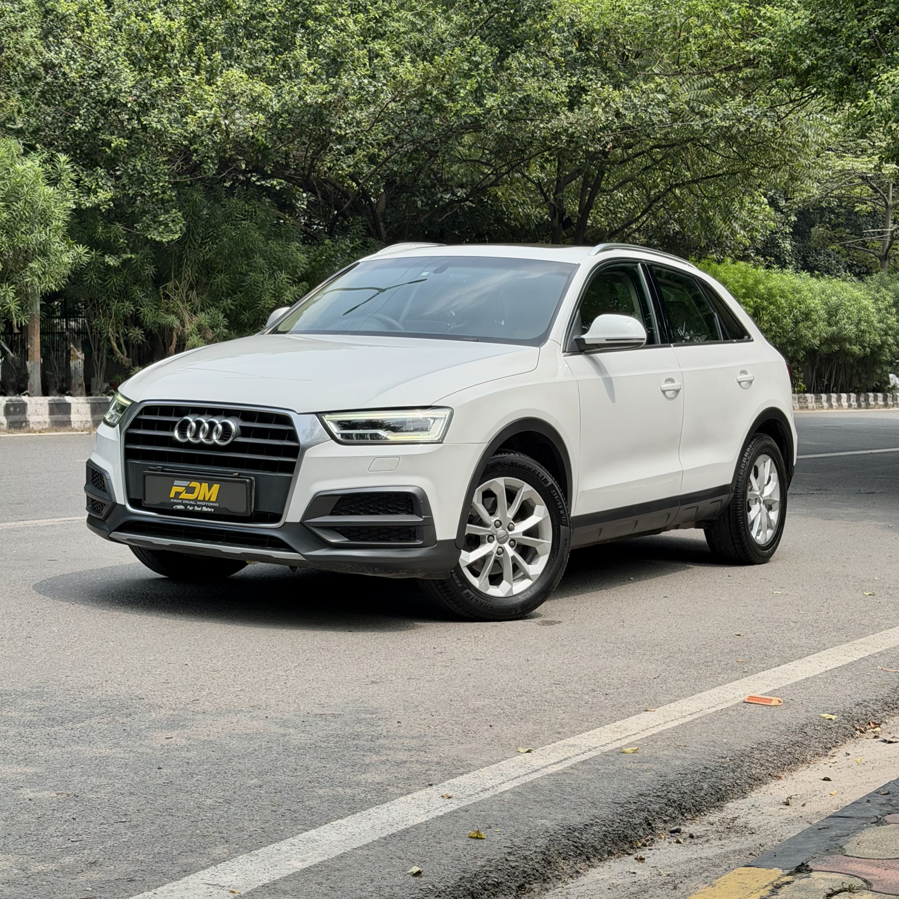 AUDI Q3 30 TDI S LINE