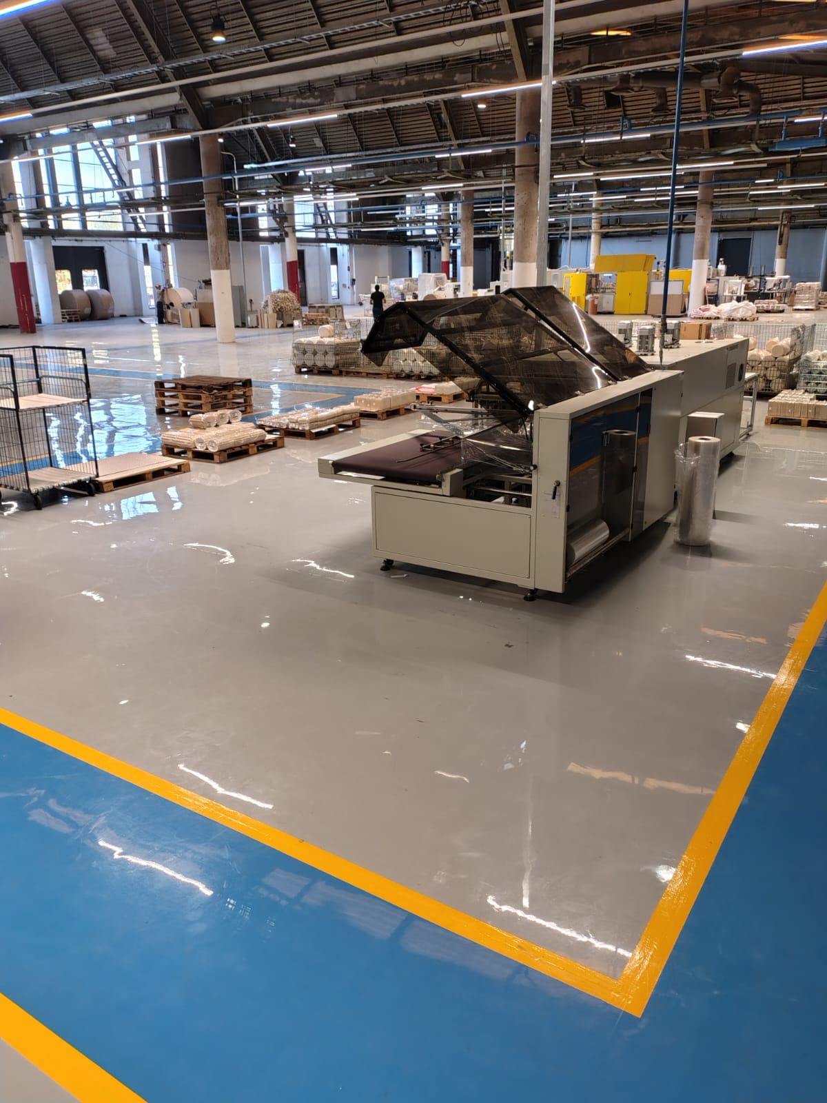 Piso autonivelante Seirepox MF — Vanni Chile
