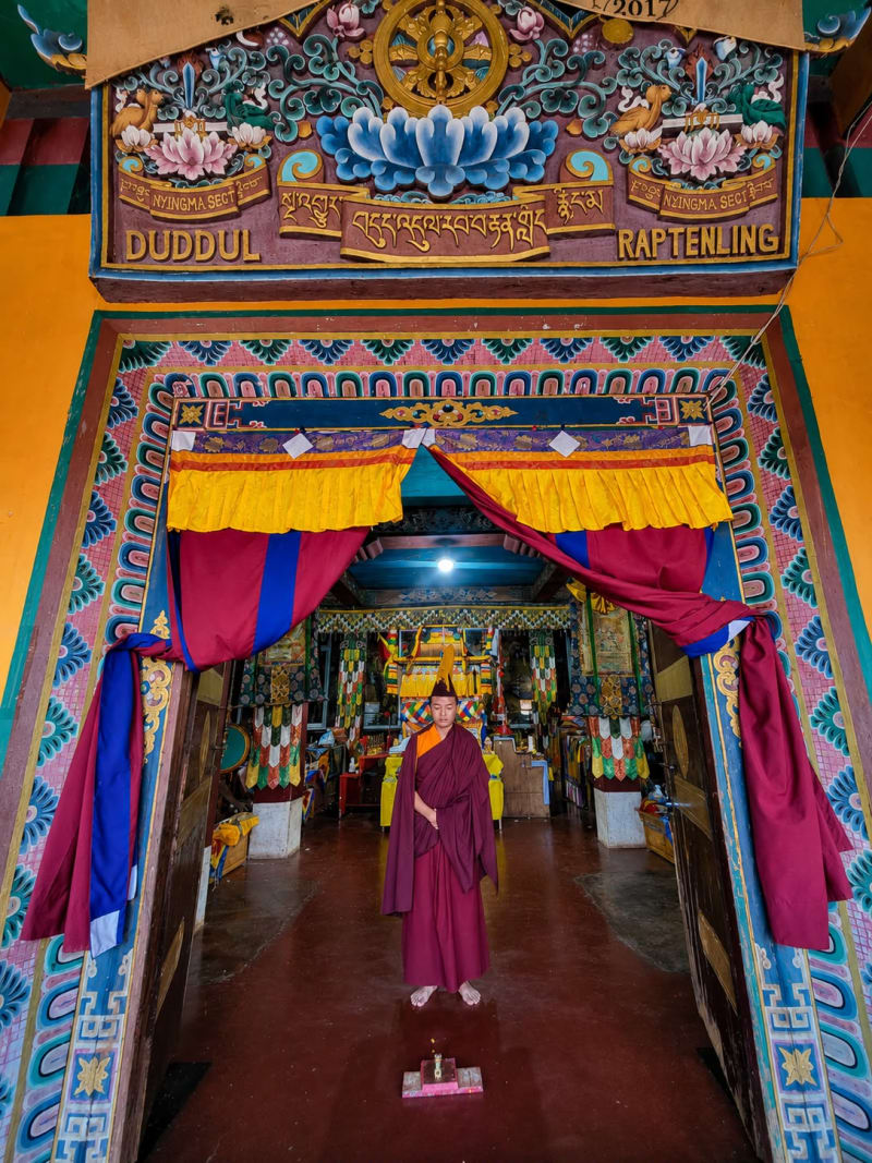 General — Dundul Raptenling Monastery
