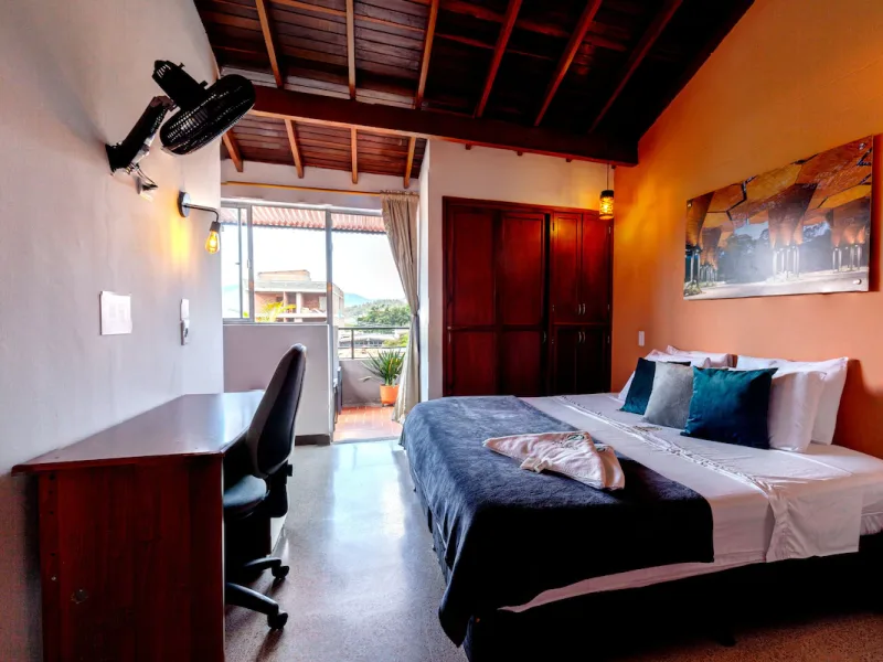 Poblado Guest House