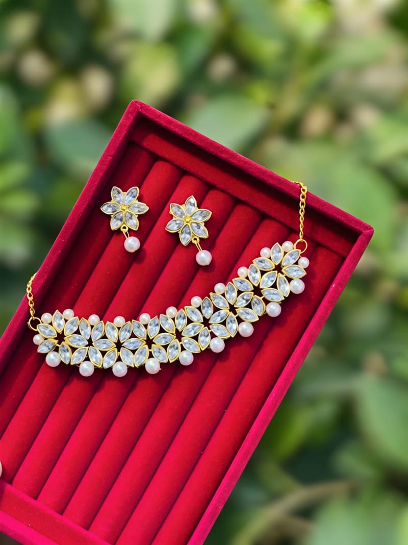 Floral Crystal Stone Choker Set with Earrings
