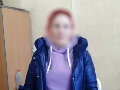 Пьяная иркутянка угнала припаркованный у кафе автомобиль и поехала на нем домой