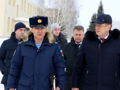 Полпред в СФО Анатолий Серышев посетил соединение спецназа Центрального военного округа