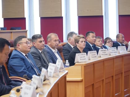 Александр Ведерников: Бюджетные деньги должны распределяться не в кабинетах чиновников, а по волеизъявлению граждан