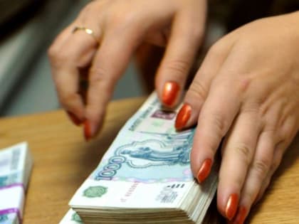 Экс-начальника Нижнеуденской таможни обвиняют во взятке