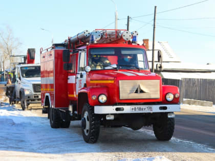 Мужчина пострадал на пожаре в садоводстве "Лужки" в Иркутской области