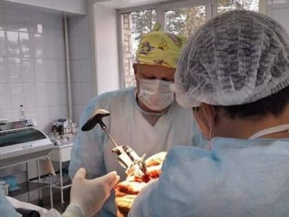 Врачи отделения травматологии и ортопедии Ангарской городской больницы внедрили в работу новые виды высокотехнологичной помощи