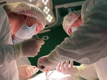 В Иркутске хирурги шесть часов оперировали девочку, чтобы восстановить сожжённый щелочью пищевод