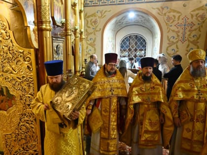 В день памяти святителя Иннокентия Иркутского состоялось праздничное соборное богослужение