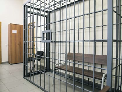 В Усть-Илимске перед судом предстанет женщина, 17 лет скрывавшаяся от следствия за убийство соперницы