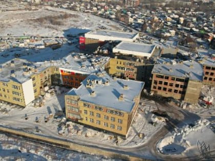 Мэр Иркутска тоже проверил ход строительства самой большой школы Приангарья