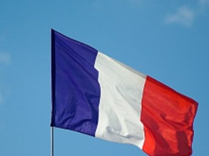 Макрон заявил, что Франция никогда не выступала за разгром России