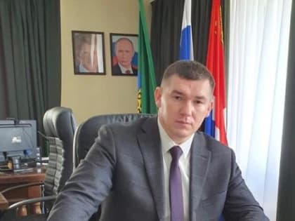 Мэр Большого Камня уходит в отставку и заключает контракт с Минобороны РФ