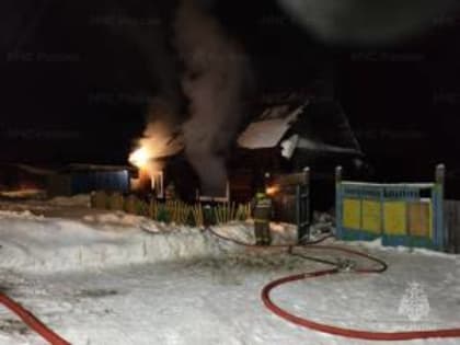 Двое человек спасены и один пострадал на пожарах…