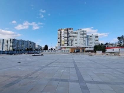 Председатель Правительства Приангарья Константин Зайцев ознакомился с ходом благоустройства центральной площади