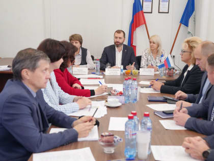 Аудиторы КСП представили результаты экспертизы проекта областного бюджета