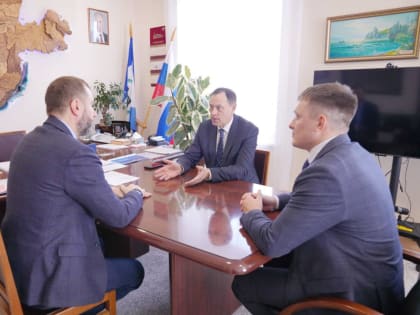 Задачи по развитию здравоохранения обсудили в Законодательном Собрании региона