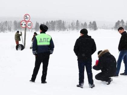 В Усть-Куте дизельное топливо для электростанций перевозят в машине для фекалий