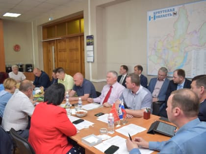 Депутаты обсудили работу правительства в 2022 году