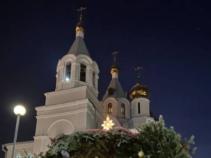 Божественная литургия архиерейским чином состоялась в Свято-Троицком соборе г.Ангарска