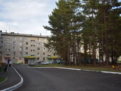 Праздник двора для взрослых и детей прошел сегодня в микрорайоне Строителей