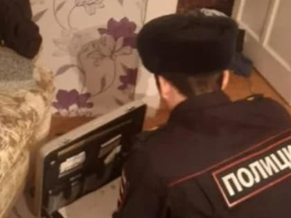 Пьяная мать двоих детей в ярости ударила ножом их отца