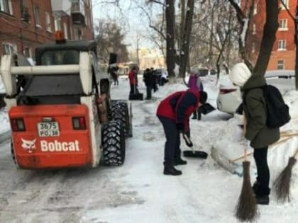 С начала зимы из Барнаула вывезли 225 тысяч тонн снега