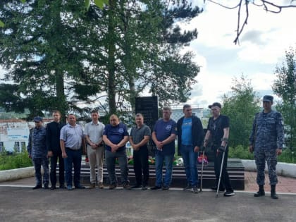 Почтили память героев