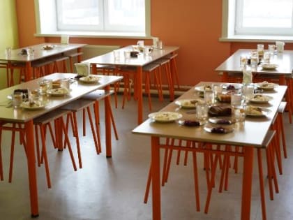 Жители Омской области не стали отказываться от общепита в январе