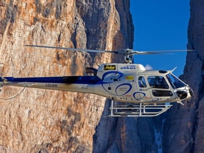 Вертолет вылетел на поиски скайранера, пропавшего в горах над Байкалом