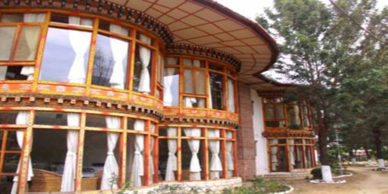 Damchen Riverside Resort