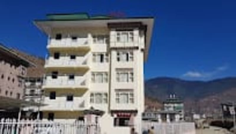 Pelkhil Hotel