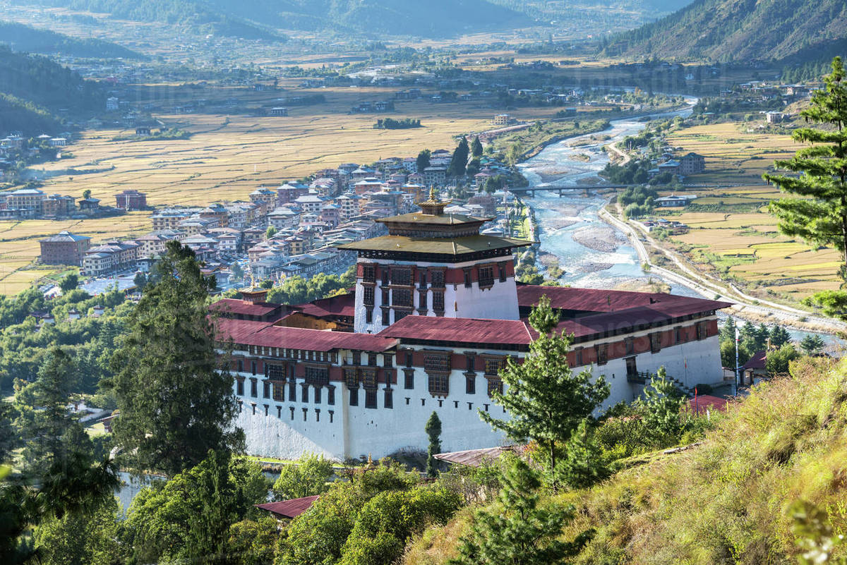 Bhutan Festival Calendar 2026: Complete Guide to Tshechu Festivals