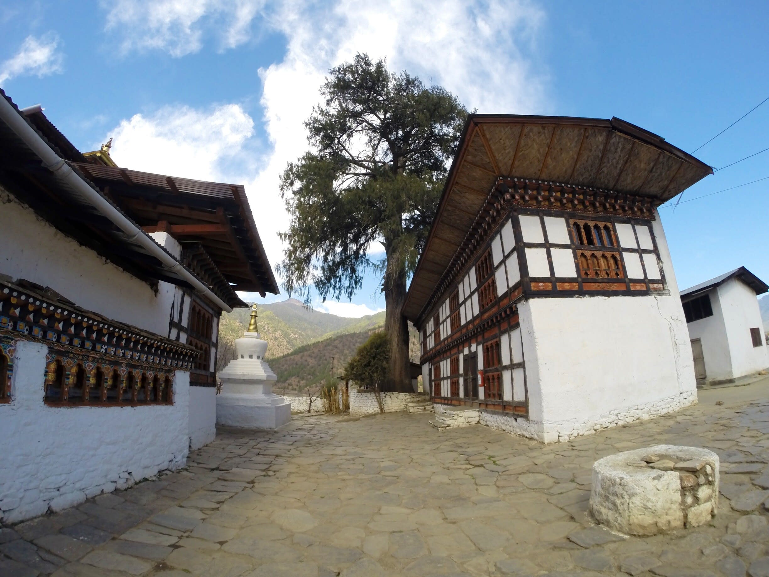Where to Buy Kira and Gho in Thimphu
