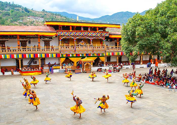 Bhutan Solo Travel Guide: Safety, Tips & Experiences for Independent Travelers