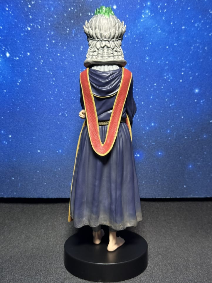 Rear view of POP UP PARADE SP Sellen