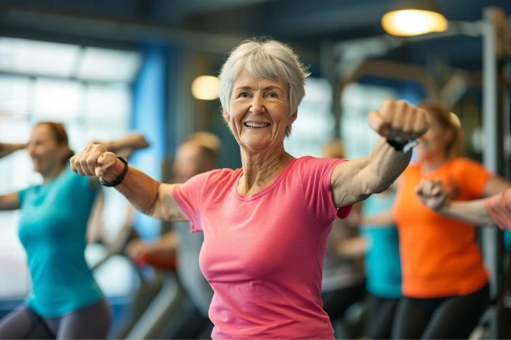 Fitness und Personal Training für verschiedene Altersgruppen, z. B. für Senioren.