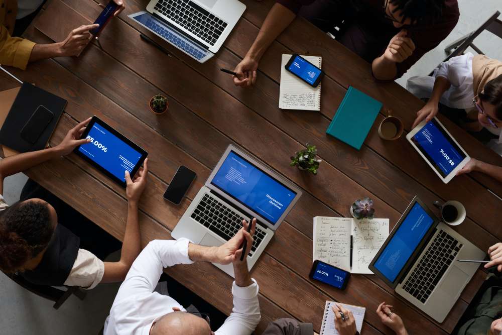 Schul deine Mitarbeiter online