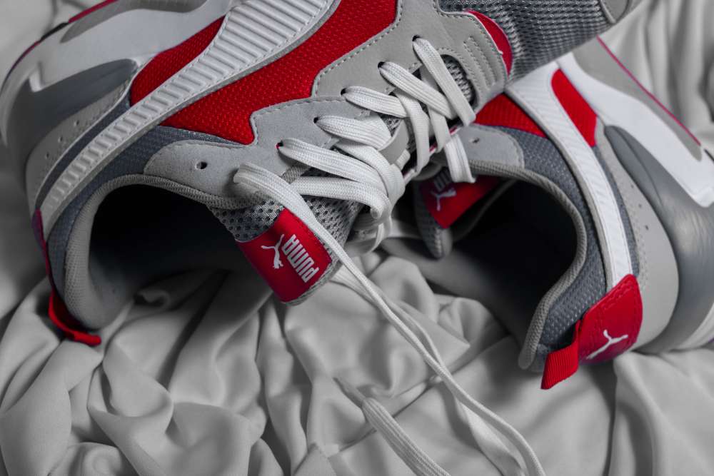 Sportbekleidung: Puma