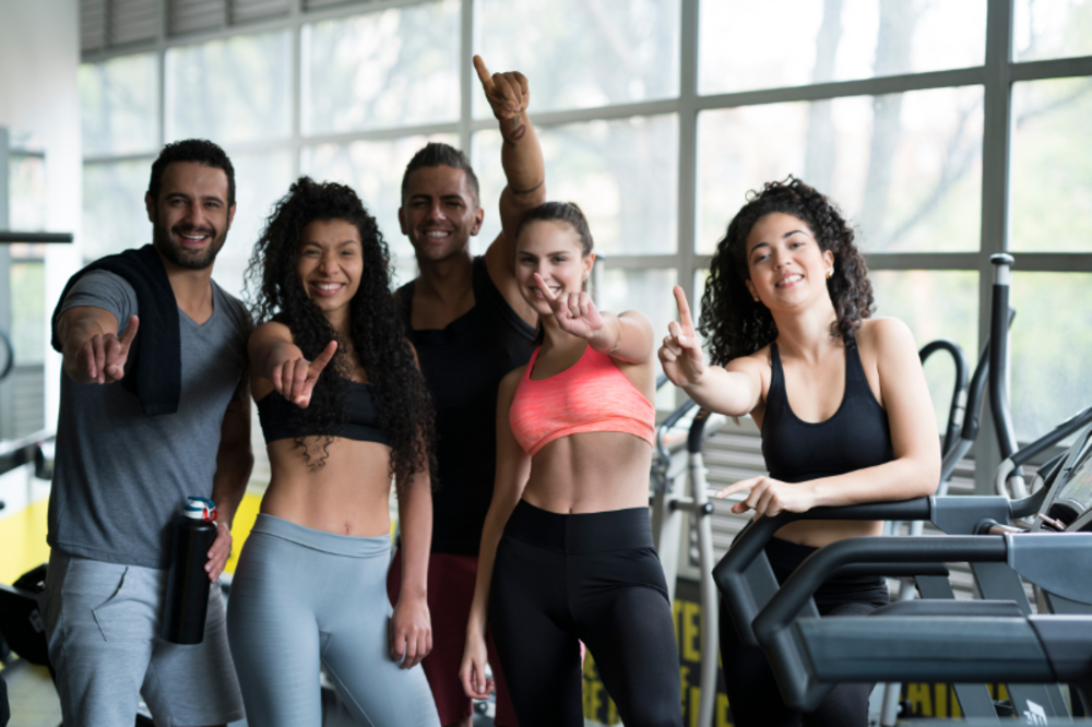 Creëer een positieve bedrijfscultuur voor je nieuwe fitness instructeur en hun collega’s