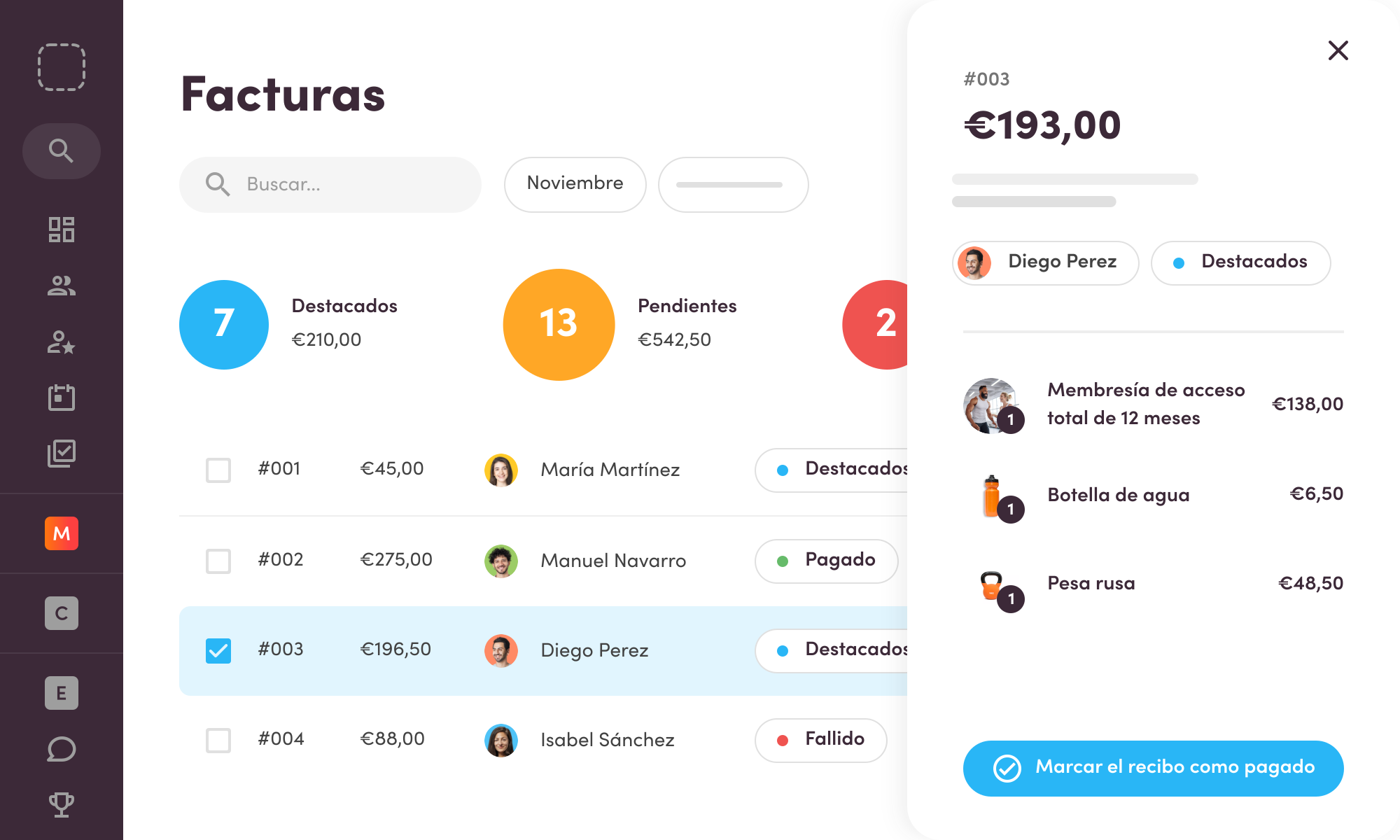  Resumen de facturas en un ordenador y en un teléfono móvil.