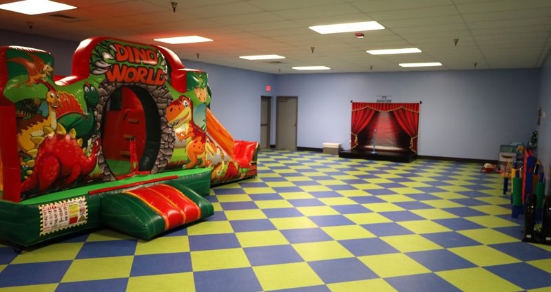 Party Room Rental by the Hour – Perfect for Birthdays, Baby Showers & Small Events