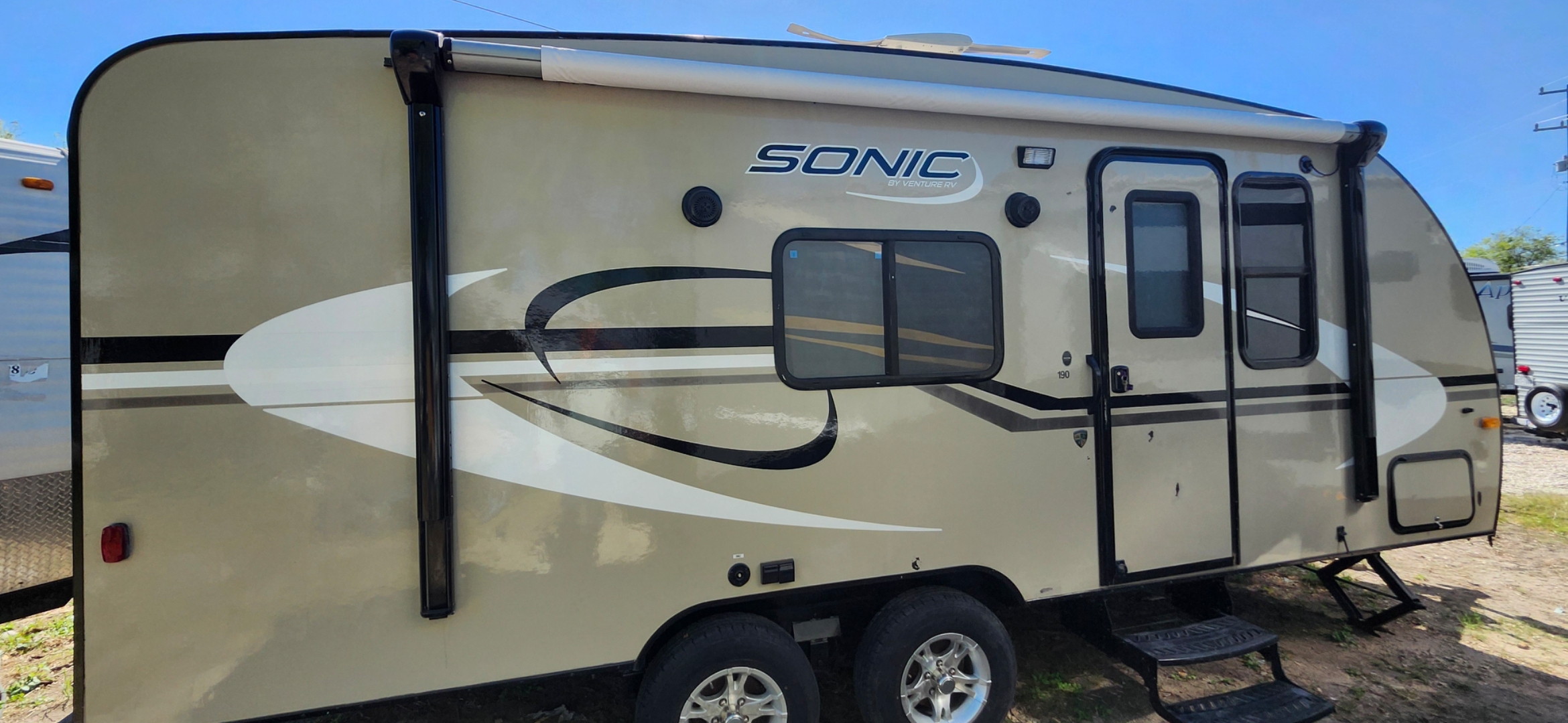 SPECIAL 15 Percent OFF $85 a Day REDUCED to $72.25 a Day Super Sonic 24ft 1-bedroom 1 Queen Beds 30Amp