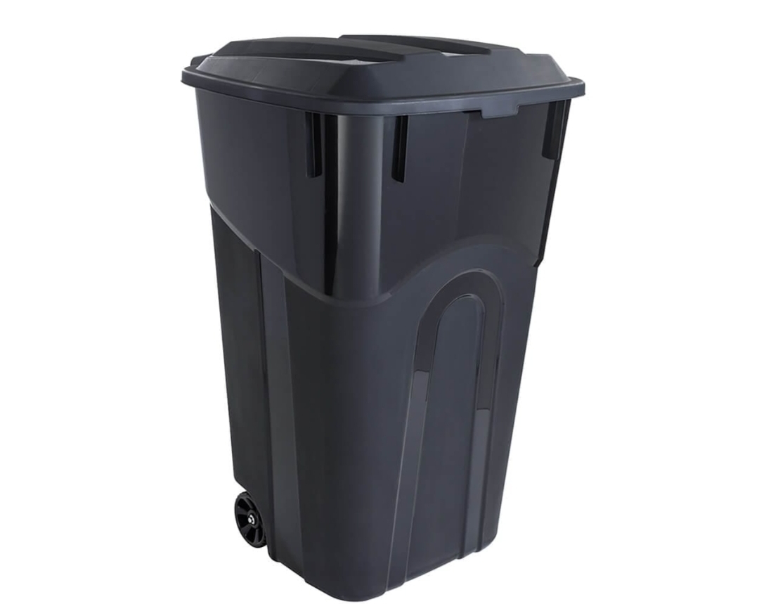 32 Gallon Trash Can 
