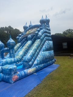 ❄️ Ice Castle Water slide